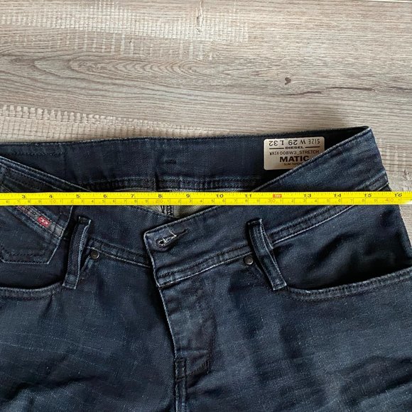 Women's Black Label Diesel Jeans low-rise Straight Leg Size 29 x 32 Premium - Picture 8 of 9